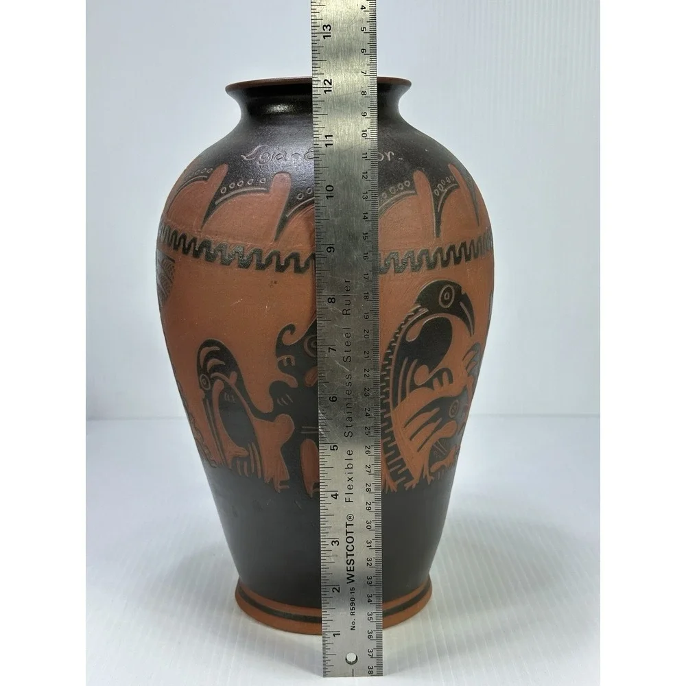 VTG Loja Ecuador‎ Art Pottery Vase Aztec Insized Design 1997 Signed 12
